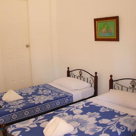 Dona Jovita Garden Resort Calamba  Kültér fotó